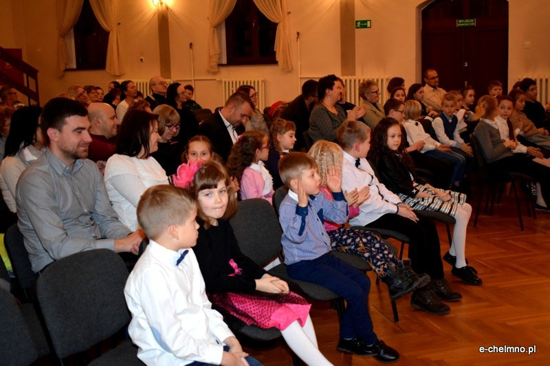 Koncert uczniów sekcji fortepianu w Państwowej Szkole Muzycznej
