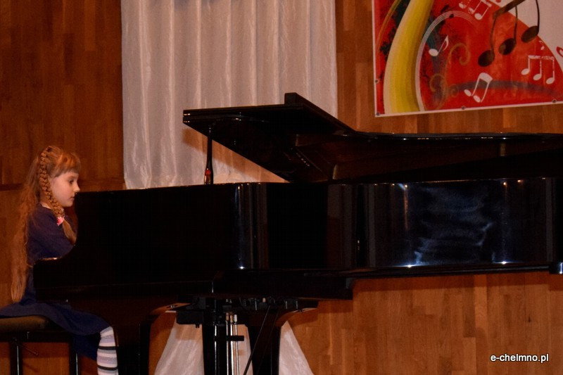 Koncert uczniów sekcji fortepianu w Państwowej Szkole Muzycznej
