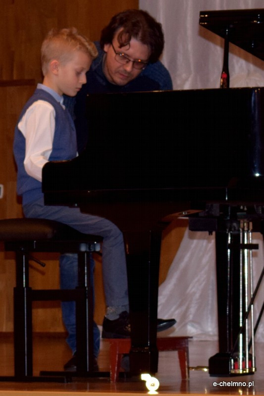 Koncert uczniów sekcji fortepianu w Państwowej Szkole Muzycznej