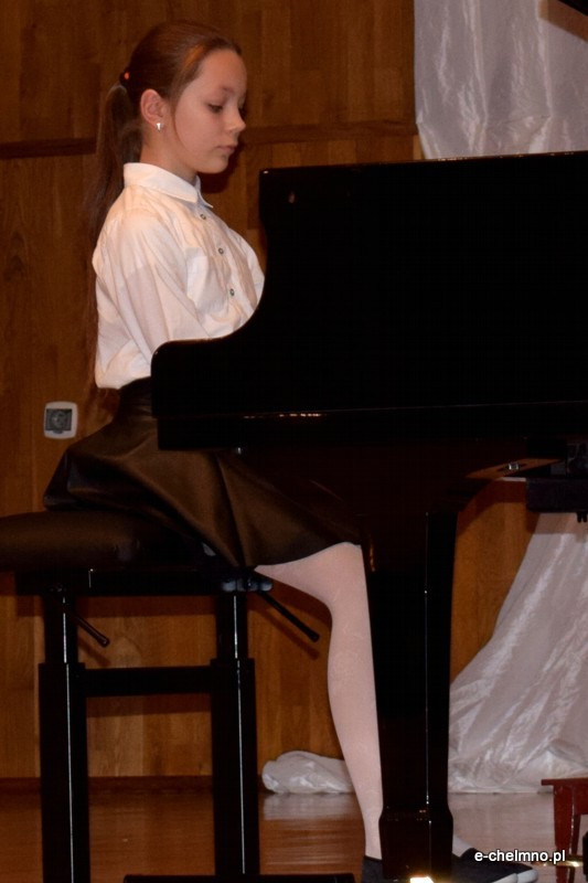 Koncert uczniów sekcji fortepianu w Państwowej Szkole Muzycznej