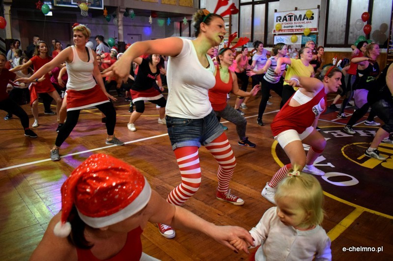Wspaniały ZUMBA MARATOM na cel Domu Dziecka w Chełmnie