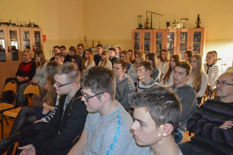 Obchody 35 rocznicy wprowadzenia stanu wojennego w ZSO nr 1