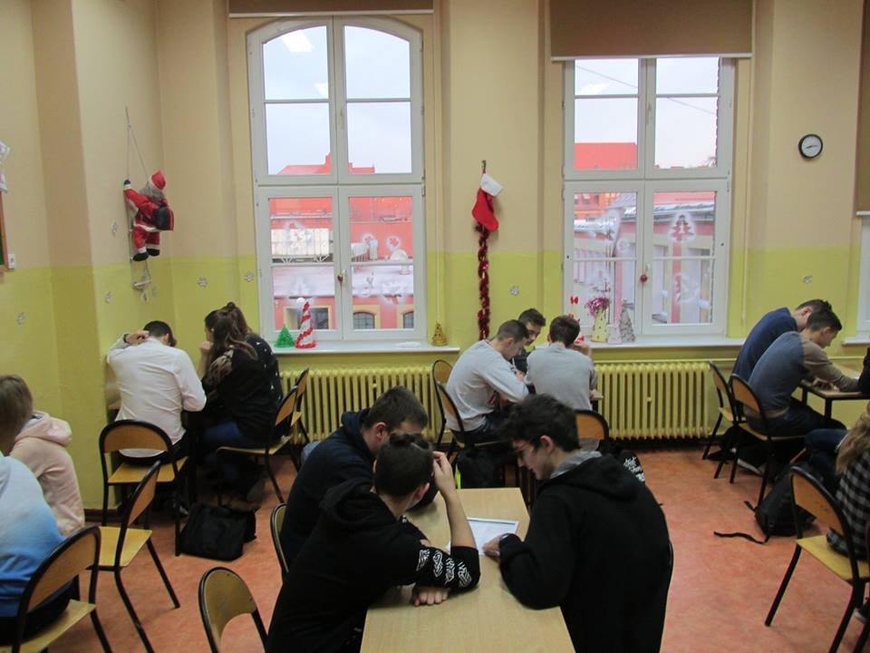 Obchody Dnia Patrona w Zespole Szkół nr 2 im. Adama Mickiewicza