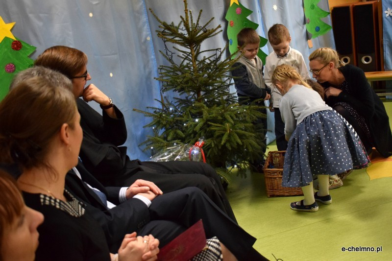 Wigilijno-opłatkowe spotkanie w Niepublicznym Przedszkolu 