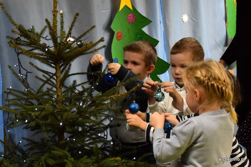 Wigilijno-opłatkowe spotkanie w Niepublicznym Przedszkolu 