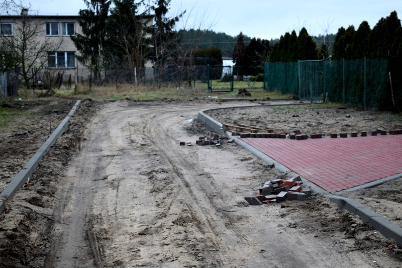 Przebudowa drogi gminnej i kanalizacji deszczowej, czyli PROBLEM mieszkańców Borówna