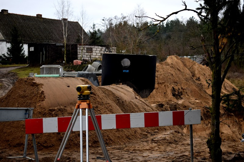 Przebudowa drogi gminnej i kanalizacji deszczowej, czyli PROBLEM mieszkańców Borówna