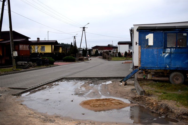 Przebudowa drogi gminnej i kanalizacji deszczowej, czyli PROBLEM mieszkańców Borówna
