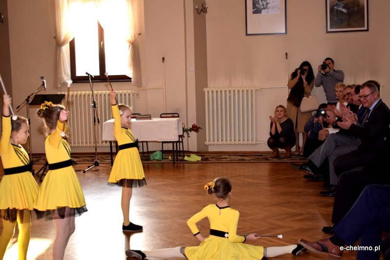 Honorowe wręczenie tytułów 