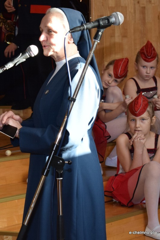 Honorowe wręczenie tytułów 