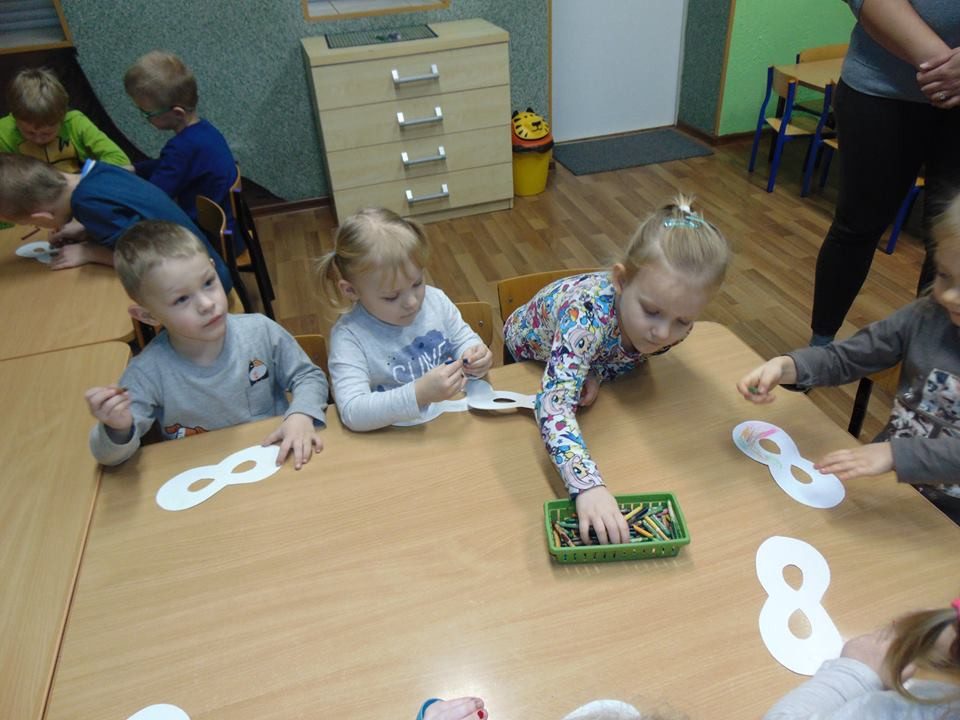 Ciekawe zajęcia karnawałowe i kulinarne w Niepublicznym Przedszkolu 