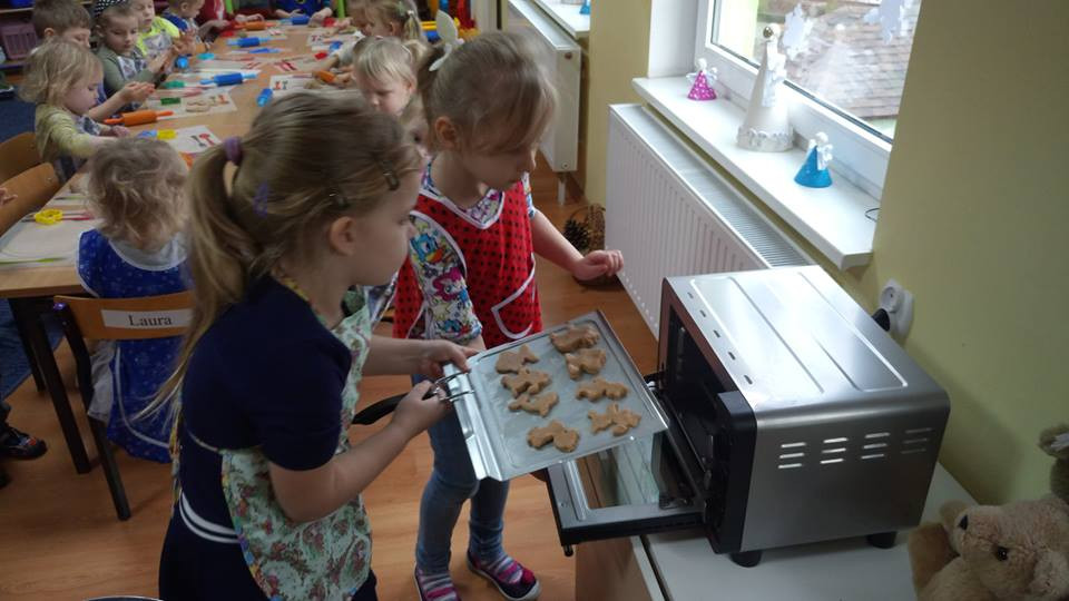 Ciekawe zajęcia karnawałowe i kulinarne w Niepublicznym Przedszkolu 