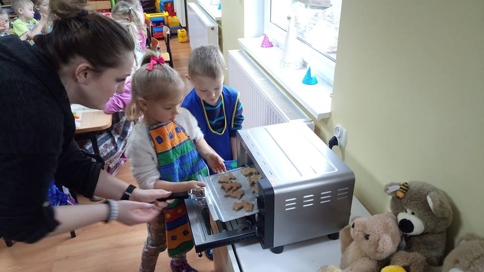 Ciekawe zajęcia karnawałowe i kulinarne w Niepublicznym Przedszkolu 