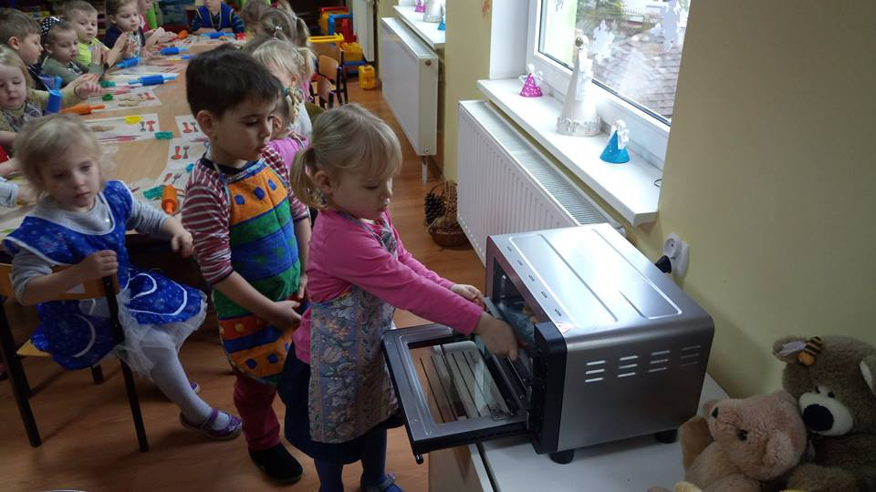 Ciekawe zajęcia karnawałowe i kulinarne w Niepublicznym Przedszkolu 
