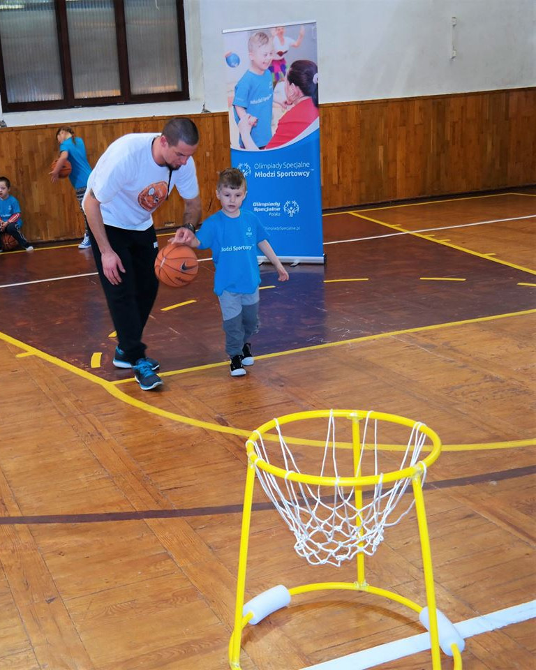 Sportowy początek roku podopiecznych Specjalnego Ośrodka Szkolno-Wychowawczego