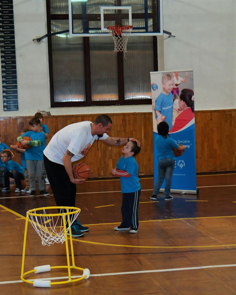 Sportowy początek roku podopiecznych Specjalnego Ośrodka Szkolno-Wychowawczego