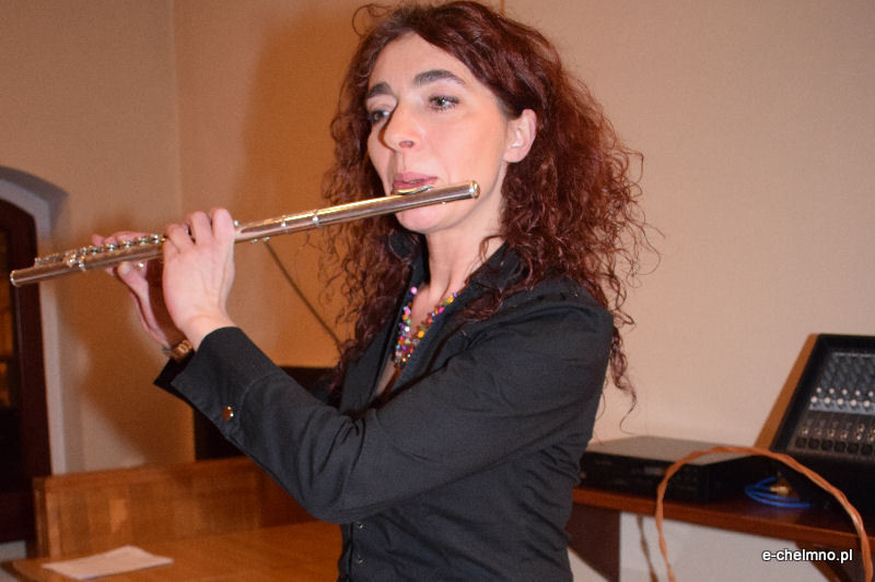 Koncert kolęd w wykonaniu uczniów klas fletu i klarnetu w Państwowej Szkole Muzycznej