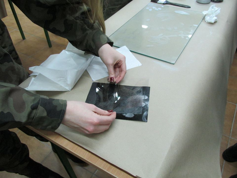 Zajęcia z kryminalistyki w Zespole Szkół nr 2 im. Adama Mickiewicza