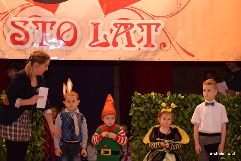 Relacja z koncertu z okazji Dnia Babci i Dziadka - Przedszkole Niepubliczne 