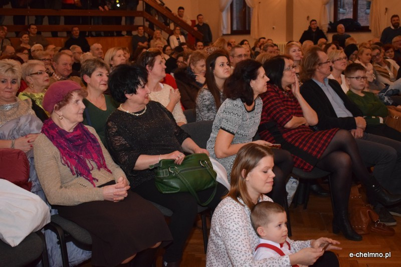 Relacja z koncertu z okazji Dnia Babci i Dziadka - Przedszkole Niepubliczne 