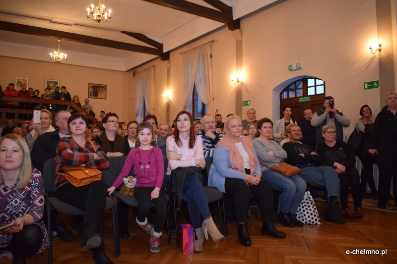 Relacja z koncertu z okazji Dnia Babci i Dziadka - Przedszkole Niepubliczne 