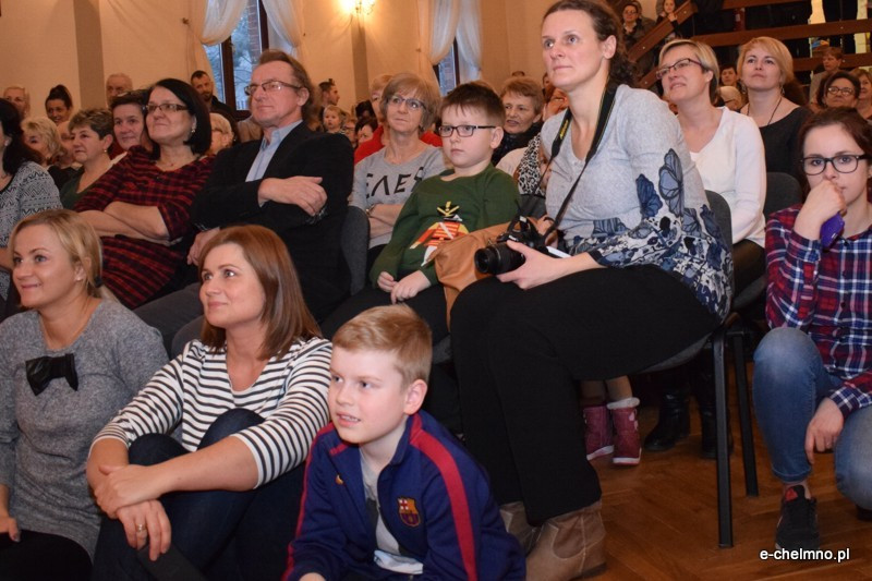 Relacja z koncertu z okazji Dnia Babci i Dziadka - Przedszkole Niepubliczne 