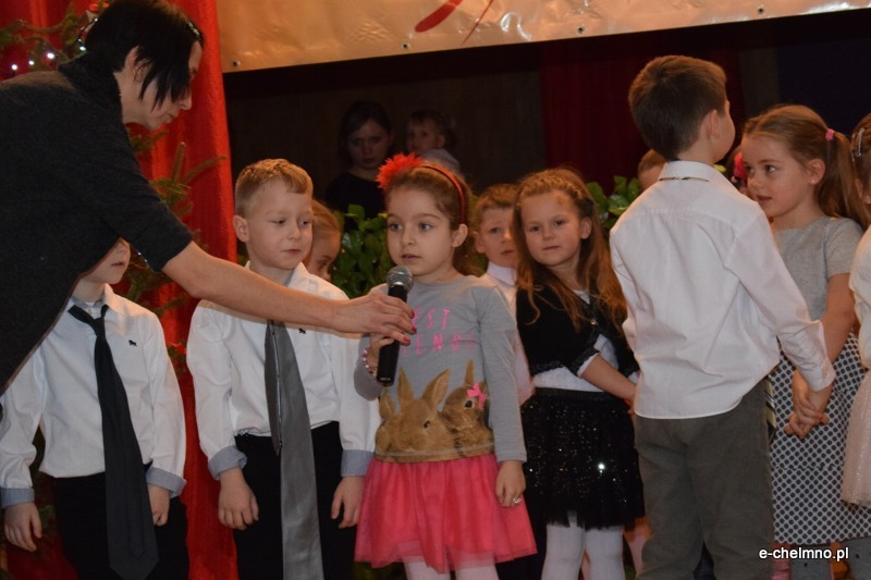 Relacja z koncertu z okazji Dnia Babci i Dziadka - Przedszkole Niepubliczne 