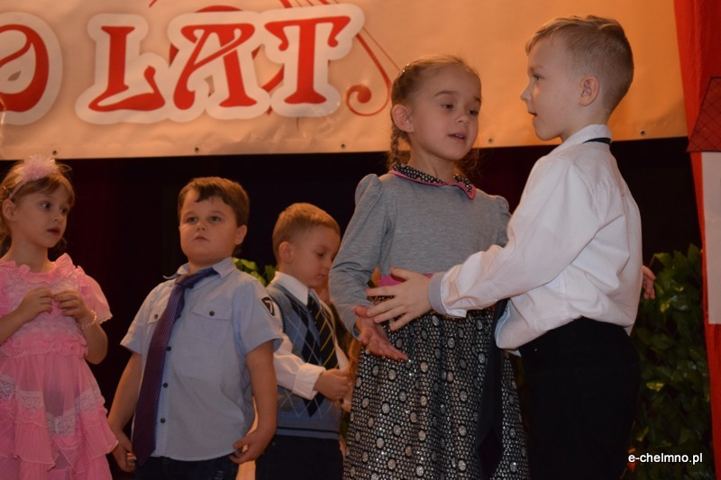 Relacja z koncertu z okazji Dnia Babci i Dziadka - Przedszkole Niepubliczne 