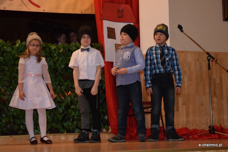 Relacja z koncertu z okazji Dnia Babci i Dziadka - Przedszkole Niepubliczne 