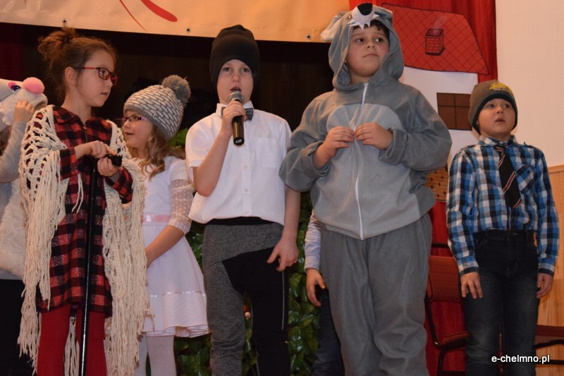 Relacja z koncertu z okazji Dnia Babci i Dziadka - Przedszkole Niepubliczne 