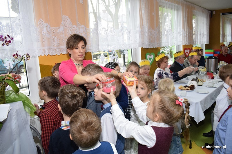 Jest taki dzień... czyli obchody Dnia Babci i Dziadka w Niepublicznym Przedszkolu 