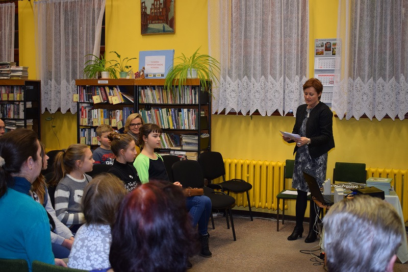 Wręczenie nagród dla Czytelników Roku w Miejskiej Bibliotece Publicznej