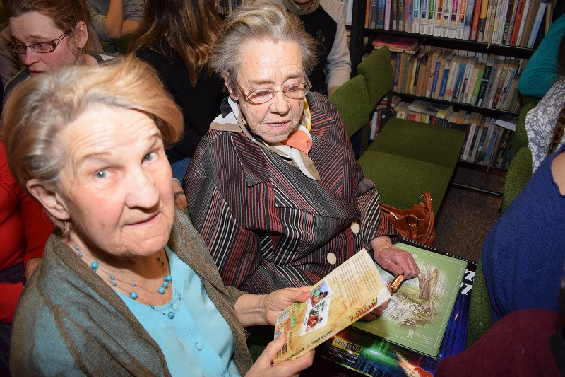 Młodzi podróżnicy, czyli spotkanie autorskie z Sebastianem Hennig i Wojciechem Malicha - twórcami książki 