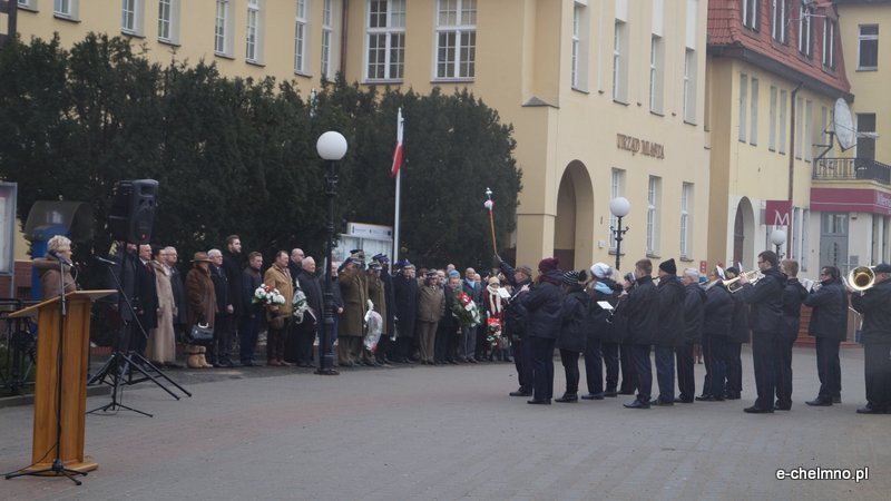 Uroczystość przy Grobie Nieznanego Żołnierza w Chełmnie
