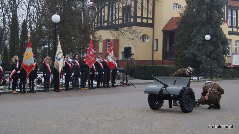 Uroczystość przy Grobie Nieznanego Żołnierza w Chełmnie