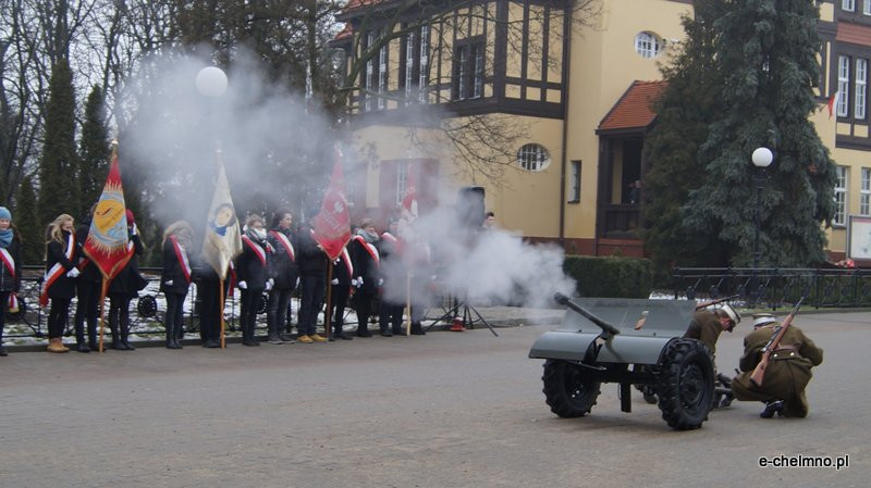 Uroczystość przy Grobie Nieznanego Żołnierza w Chełmnie