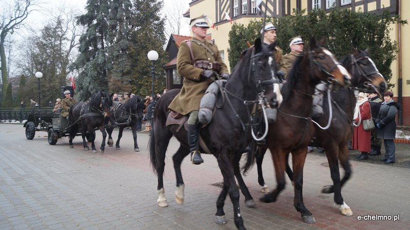 Uroczystość przy Grobie Nieznanego Żołnierza w Chełmnie