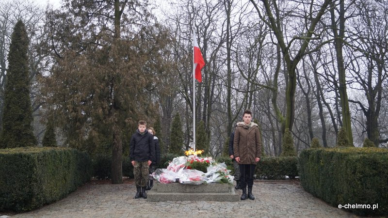 Uroczystość przy Grobie Nieznanego Żołnierza w Chełmnie