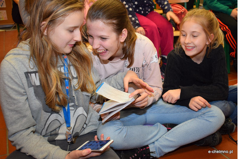 Przedstawiciele Straży Miejskiej w Szkole Podstawowej nr 2