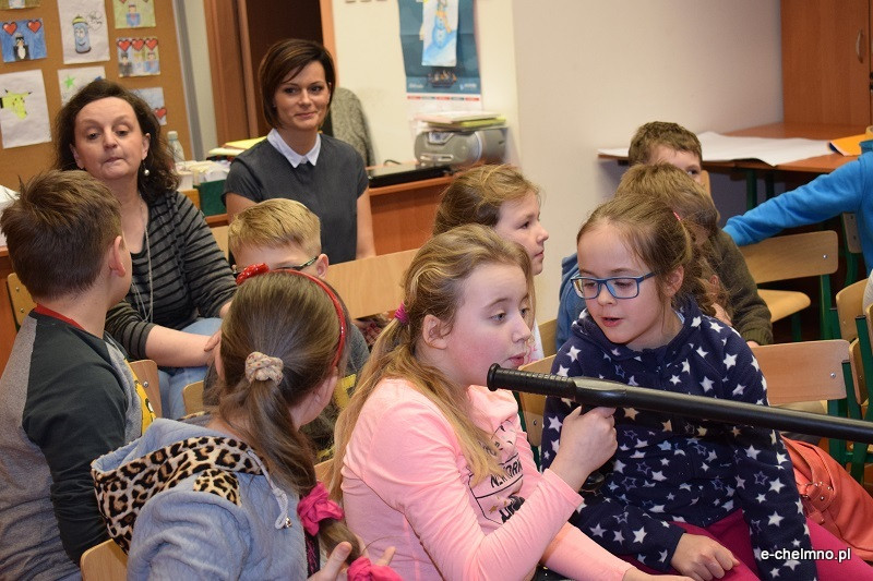 Przedstawiciele Straży Miejskiej w Szkole Podstawowej nr 2