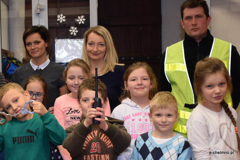 Przedstawiciele Straży Miejskiej w Szkole Podstawowej nr 2