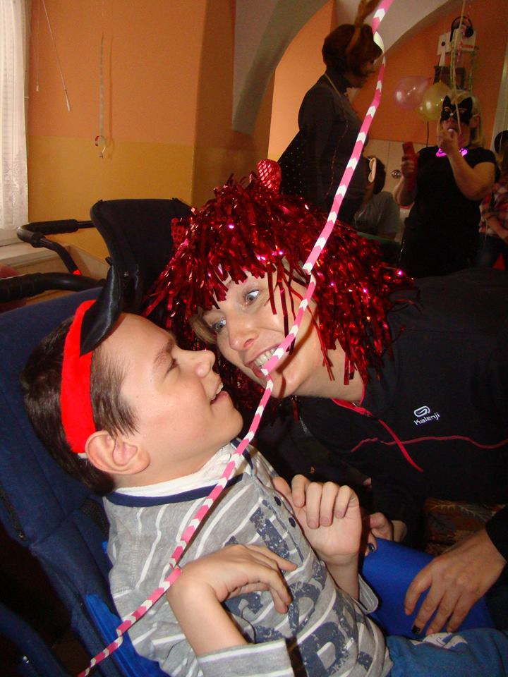 Zabawa karnawałowa dla dzieci z zespołów rewalidacyjno-wychowawczych