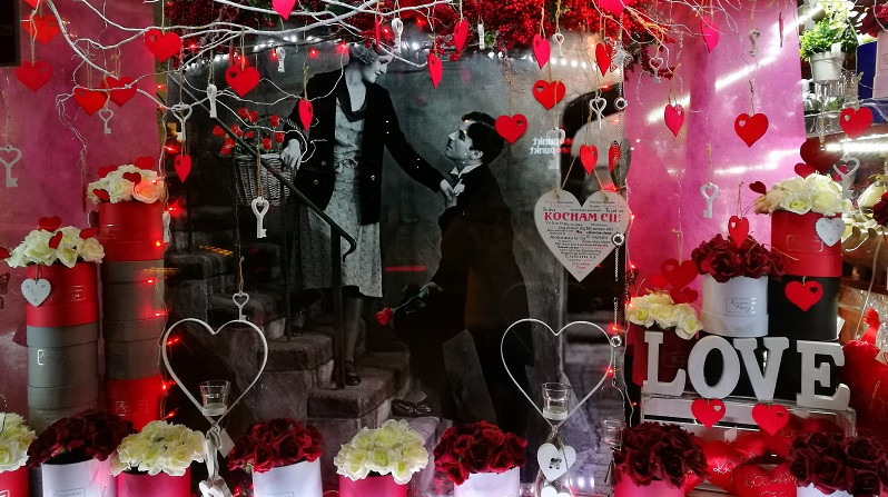 Prezentacja witryn biorących udział w plebiscycie na na najpiękniejszą witrynę Walentynkową 2017