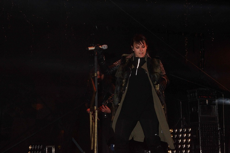 Tysiące osób i GWIAZDA WIECZORU: Ewa Farna na Walentynkach w Chełmnie