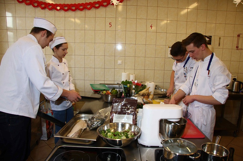 ?Alchemia i Amory w Kuchni? V Konkurs dla szkół gastronomicznych w Zespole Szkół Centrum Kształcenia Praktycznego w Grubnie