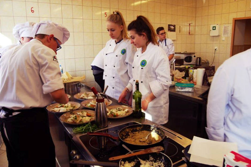 ?Alchemia i Amory w Kuchni? V Konkurs dla szkół gastronomicznych w Zespole Szkół Centrum Kształcenia Praktycznego w Grubnie