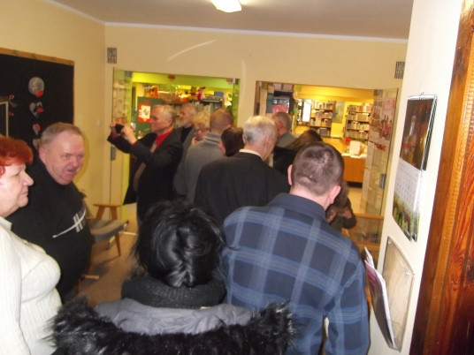 Wernisaż pasji florystycznych Marii Rudnickiej w Miejskiej Bibliotece Publicznej