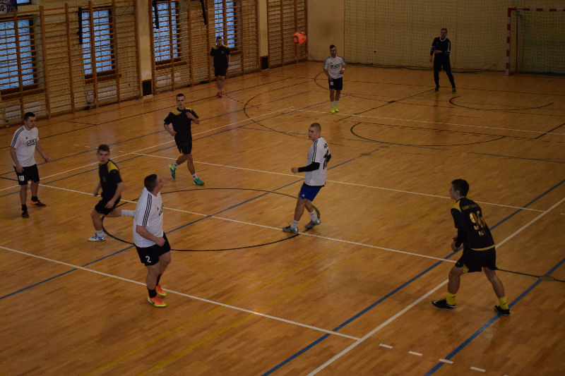 Fire Chełmno po raz 3 z rzędu Mistrzem V edycji Chełmińskiej Ligi Piłki Nożnej halowej ,,Grawitacja Liga' 2016/2017