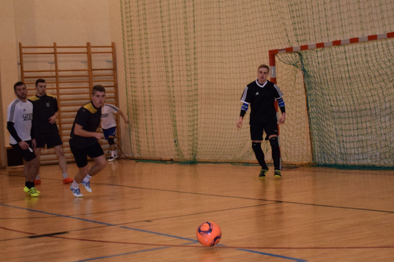 Fire Chełmno po raz 3 z rzędu Mistrzem V edycji Chełmińskiej Ligi Piłki Nożnej halowej ,,Grawitacja Liga' 2016/2017