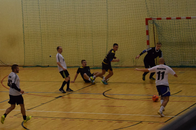 Fire Chełmno po raz 3 z rzędu Mistrzem V edycji Chełmińskiej Ligi Piłki Nożnej halowej ,,Grawitacja Liga' 2016/2017